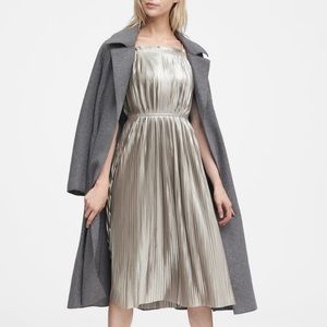 Beautiful silver pleated banana republic dress